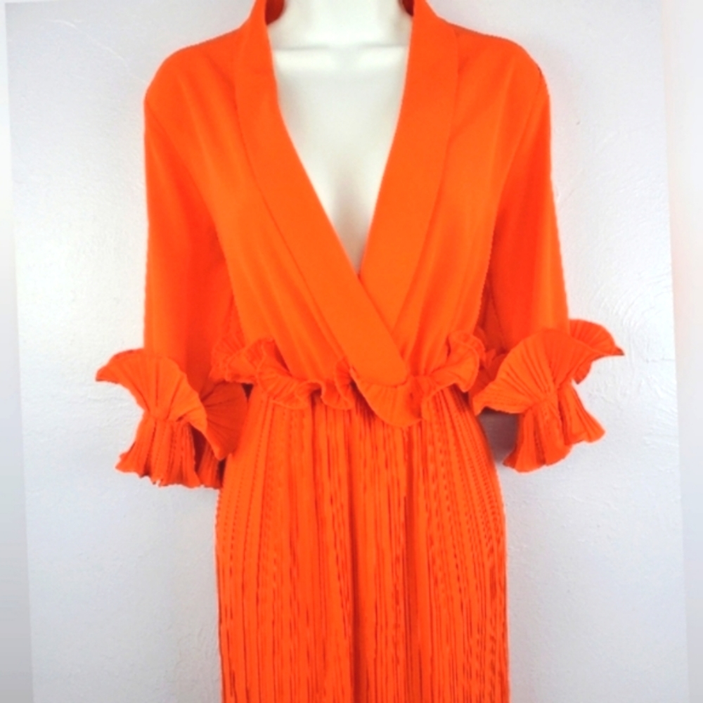 PRETTY LITTLE THING Dress